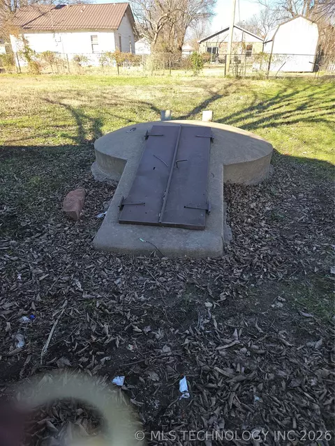 612 E 2nd St, Cushing, OK 74023 photo 7