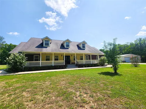 20290 S Welling Rd, Welling, OK 74471