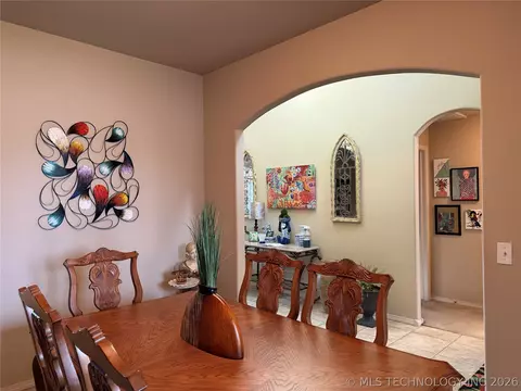 Entry Way - 20746 E 48th St S, Broken Arrow, OK 74014 photo 5 of 5