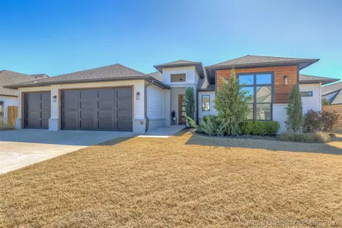 6016 E 127 Pl, Bixby, OK 74008