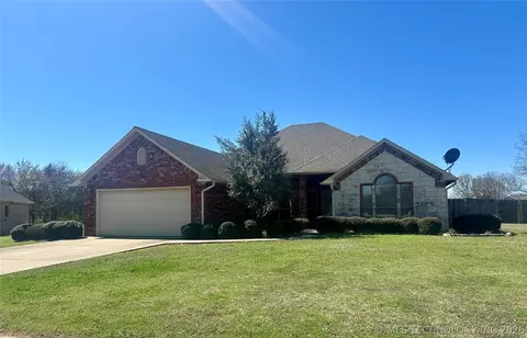 3021 Meagan Ave, Durant, OK 74701