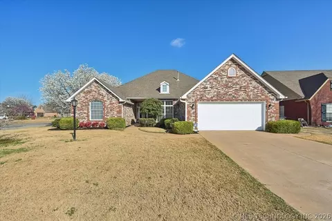 14101 E 87th St N, Owasso, OK 74055