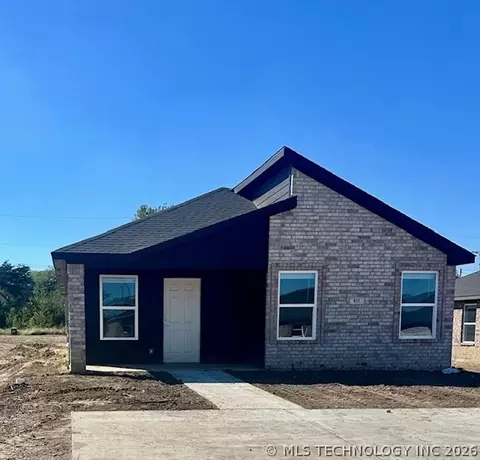 833 Elm St, Seminole, OK 74868