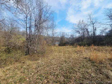4 E 500 Rd, Claremore, OK 74019