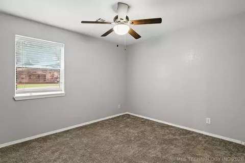 Bedroom - 305 W E, Milburn, OK 73450 photo 1 of 4