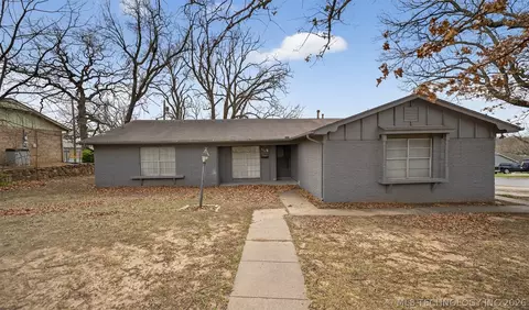 206 W 31st St, Sand Springs, OK 74063