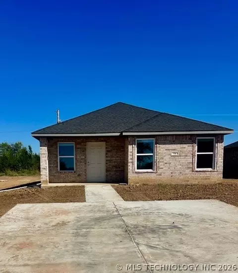 736 Elm St, Seminole, OK 74868