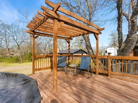 Exterior - 2731 E 7th St, Ada, OK 74820 photo 9 of 21