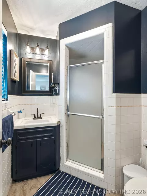 Bath - 2731 E 7th St, Ada, OK 74820 photo 1 of 7