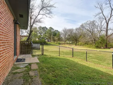 Exterior - 2731 E 7th St, Ada, OK 74820 photo 17 of 21