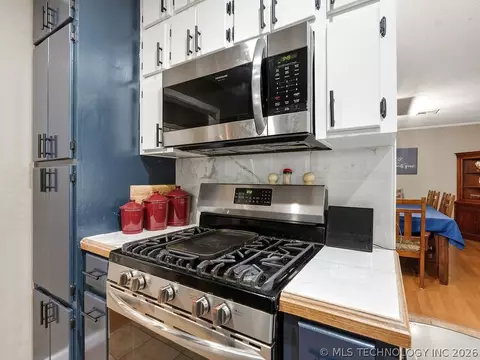 Kitchen - 2731 E 7th St, Ada, OK 74820 photo 5 of 5