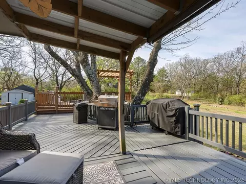 Exterior - 2731 E 7th St, Ada, OK 74820 photo 6 of 21