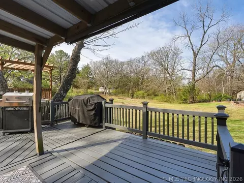 Exterior - 2731 E 7th St, Ada, OK 74820 photo 4 of 21