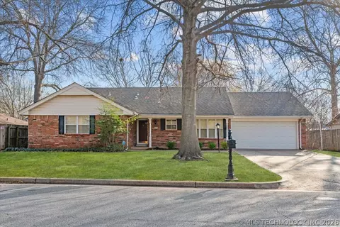 7705 S Park Ave, Broken Arrow, OK 74011