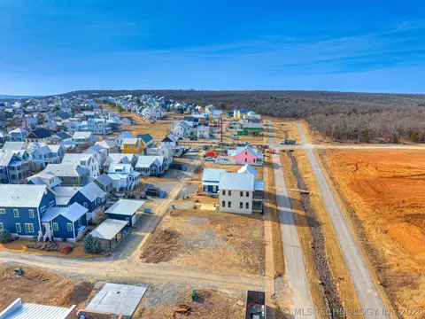 74 Boulevard, Carlton Landing, OK 74432