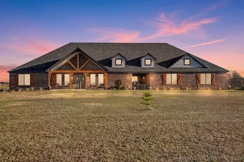 4011 E 201st St S, Mounds, OK 74047