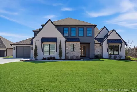 6514 E 153rd St S, Bixby, OK 74008