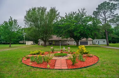 19202 S 46th East Ave, Bixby, OK 74008