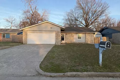 3229 S 214th East Ave, Broken Arrow, OK 74014