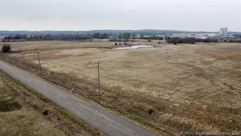 Oak Ridge, Holdenville, OK 74848