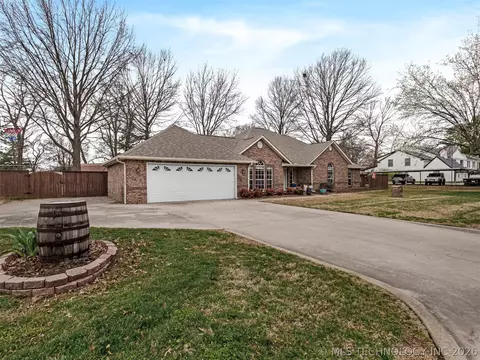 2803 Haskell Blvd, Muskogee, OK 74403