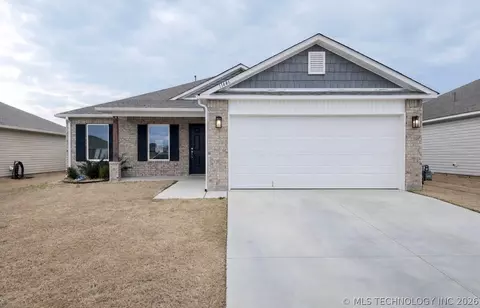 11446 S 233rd East East Ave, Broken Arrow, OK 74014