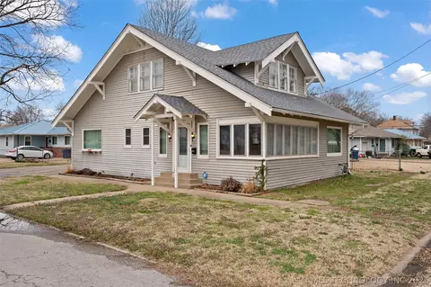 501 S Thompson St, Vinita, OK 74301