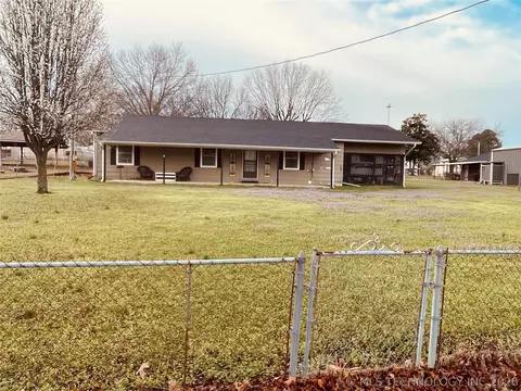421216 E 1161 Rd, Eufaula, OK 74432