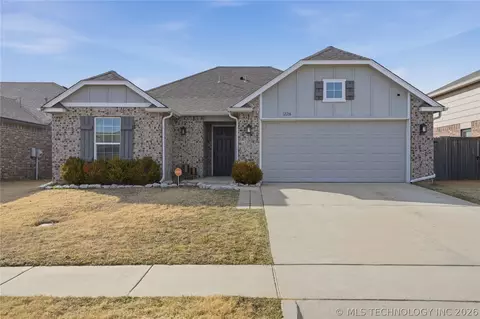 12216 N 130 Ave, Collinsville, OK 74021