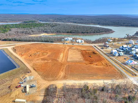 67 Water St, Carlton Landing, OK 74432