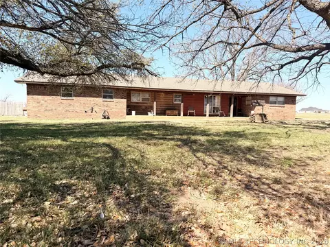 9054 Allen, Marietta, OK 73448