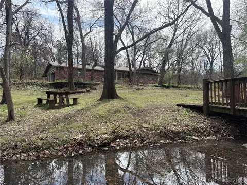 6311 E 81 St N, Fort Gibson, OK 74434