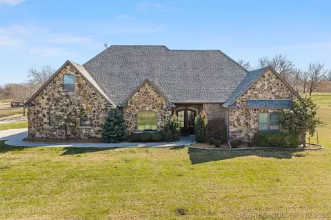 1451 Gateway Rd, Ardmore, OK 73401