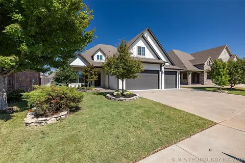 6951 E 125th Pl S, Bixby, OK 74008