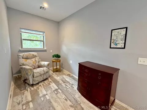 Bedroom - 20005 Hwy 80, Hulbert, OK 74441 photo 1 of 4