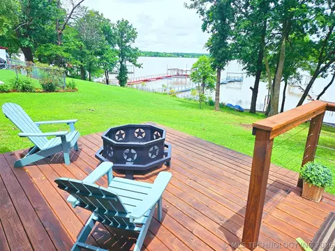 Exterior - 421375 E 1150 Rd, Eufaula, OK 74432 photo 4 of 10