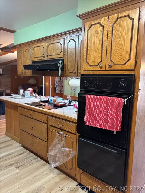 Kitchen - 2011 E 13th, Ada, OK 74820 photo 1 of 2