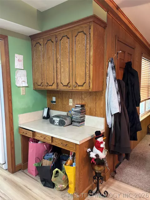 Kitchen - 2011 E 13th, Ada, OK 74820 photo 2 of 2