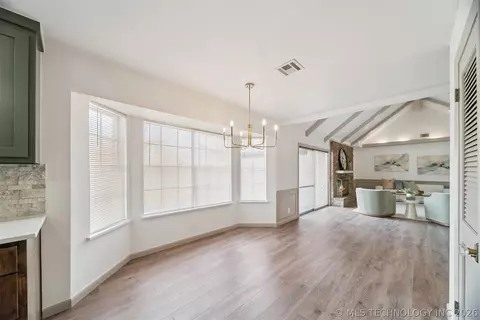 Dining - 5855 E 46th Pl, Tulsa, OK 74135 photo 5 of 5