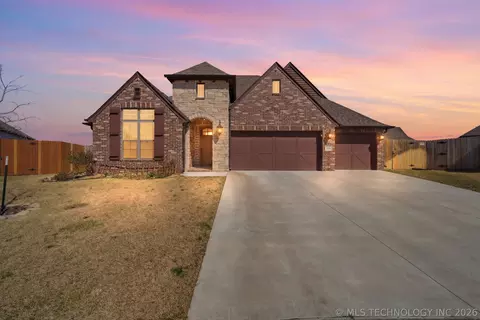 6321 N 24th St, Broken Arrow, OK 74014