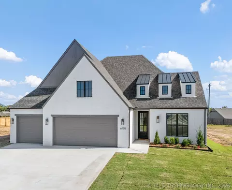 6705 S Fir Ave, Broken Arrow, OK 74011