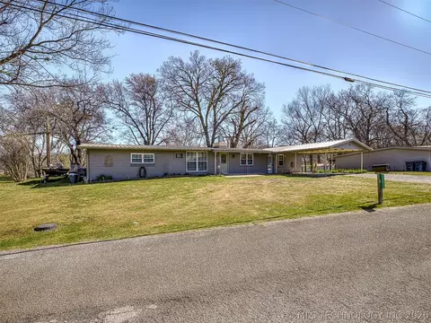 Exterior - 32033 E 695 Way, Wagoner, OK 74467 photo 5 of 21