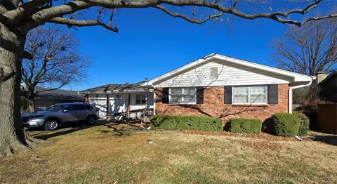 7715 E 21st Pl, Tulsa, OK 74129