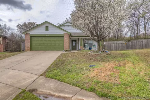 12348 S 268th East Ave, Coweta, OK 74429
