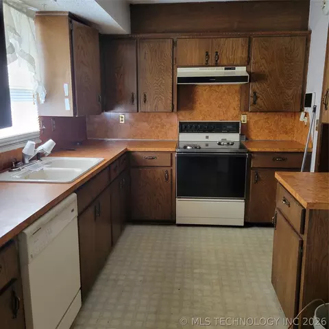 26064 E 731 Rd, Wagoner, OK 74467 photo 5