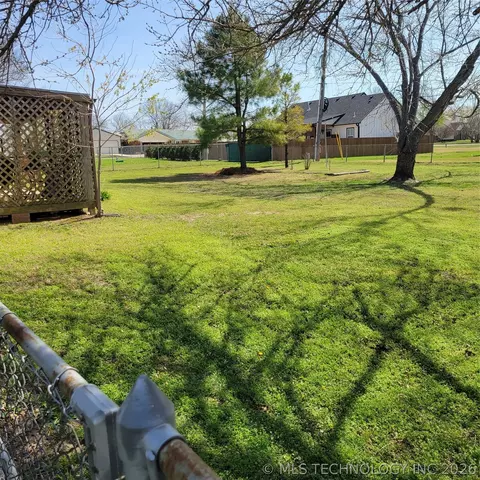 26064 E 731 Rd, Wagoner, OK 74467 photo 3
