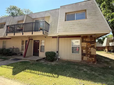 2208 E 66th Place 16a7, Tulsa, OK 74136