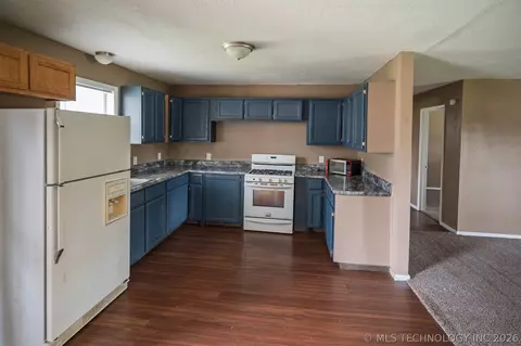 Other - 511 E 6th St, Hulbert, OK 74441 photo 4 of 7