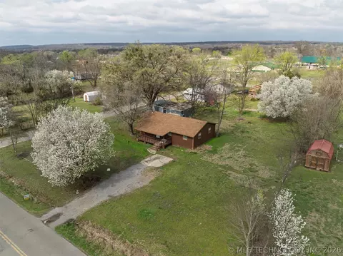 View/Area - 511 E 6th St, Hulbert, OK 74441 photo 2 of 3