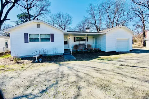 264 SE Main St, Eufaula, OK 74432
